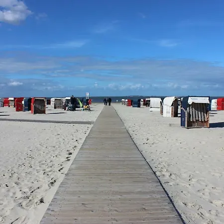 Apartman 2 Mit Balkon- Haus Annegrete Seestr6, Bensersiel *