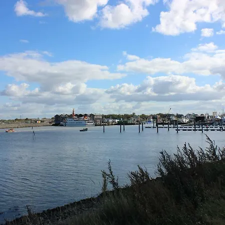 2 Mit Balkon- Haus Annegrete Seestr6, Bensersiel Esens
